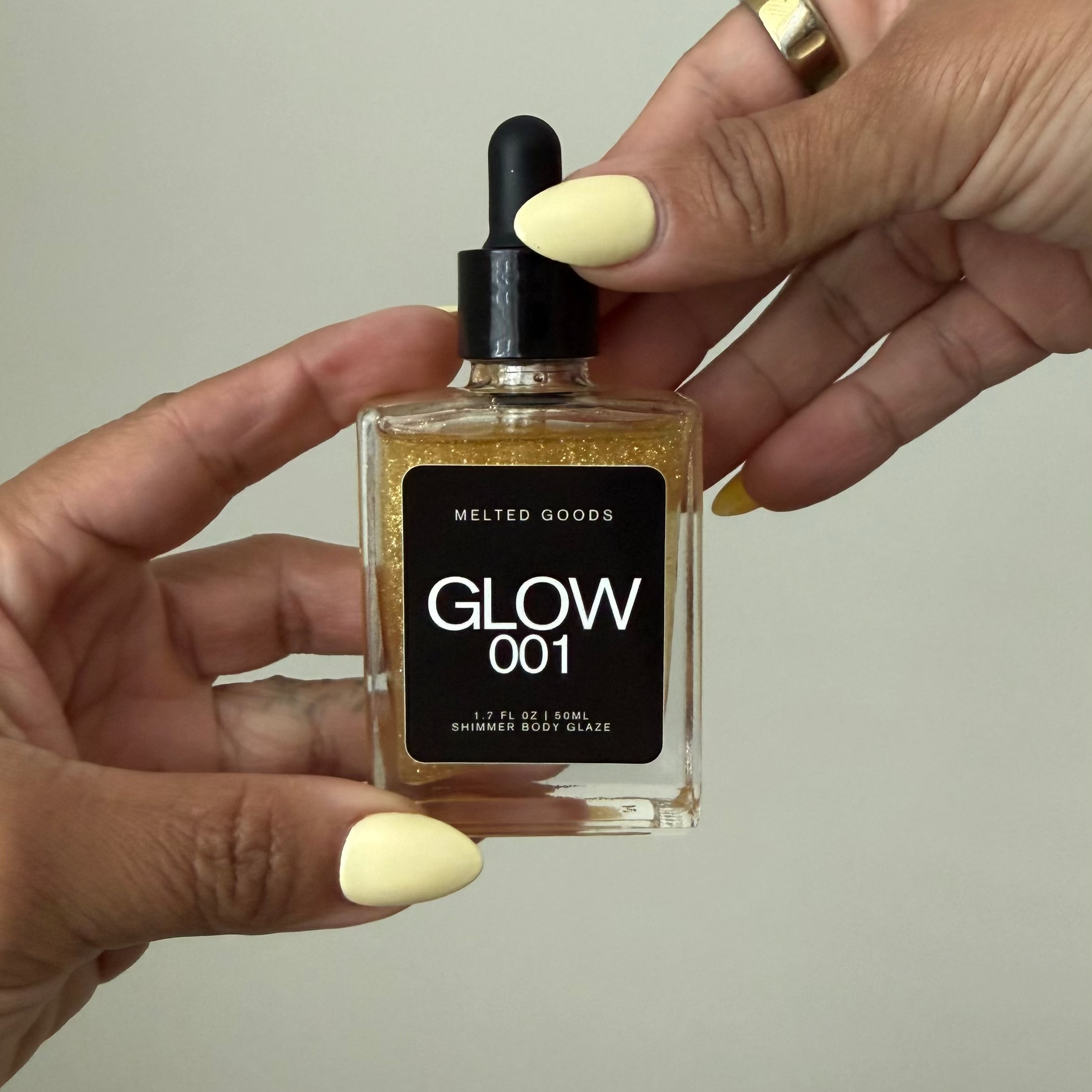 GLOW BODY GLAZE